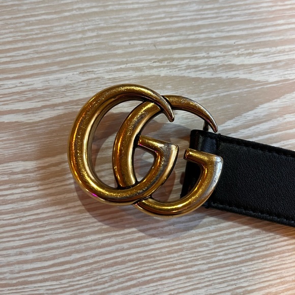 Gucci Leather Belt with Double G Buckle - Picture 2 of 6